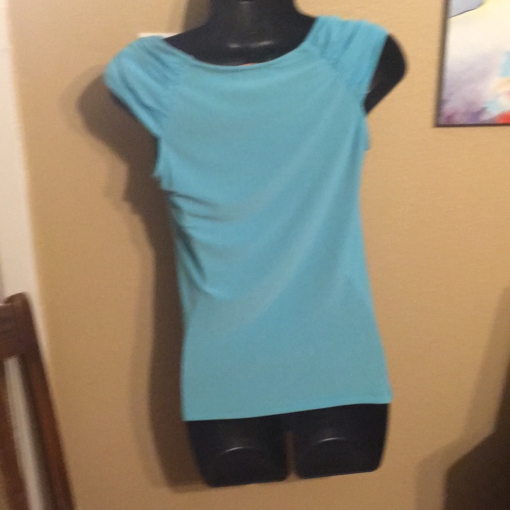 Top - Picture 2 of 2